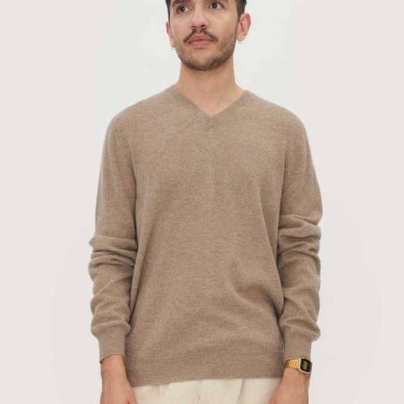PAULO MONDO 100% Cashmere Two Ply V Neck Sweater, tan - Picture 2 of 6